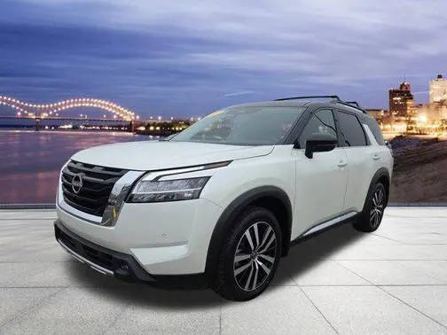 2023 Nissan Pathfinder Platinum 4WD photo