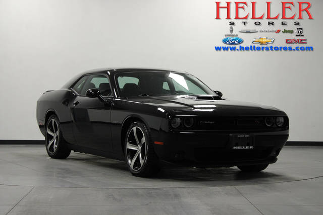 2016 Dodge Challenger R/T Shaker RWD photo