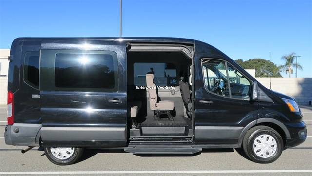 2020 Ford Transit Passenger Wagon XLT RWD photo