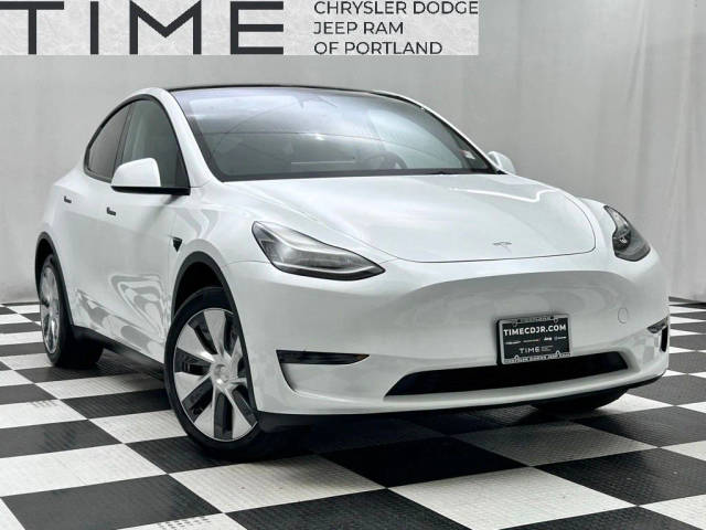 2023 Tesla Model Y Long Range AWD photo
