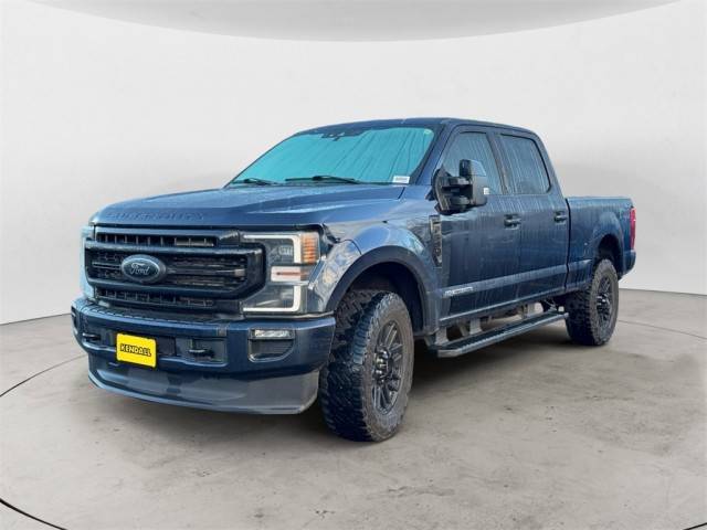 2022 Ford  LARIAT 4WD photo