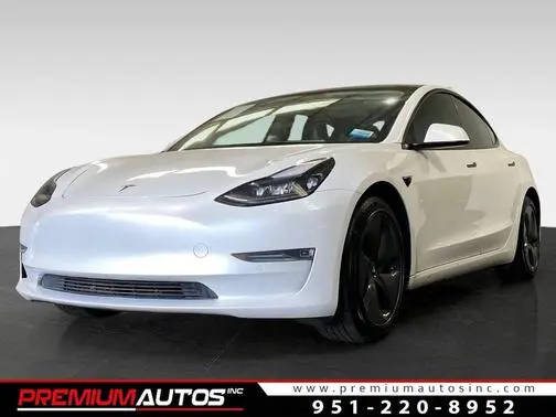 2021 Tesla Model 3 Standard Range Plus RWD photo
