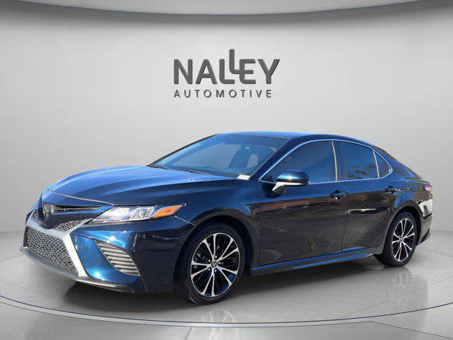 2020 Toyota Camry SE FWD photo