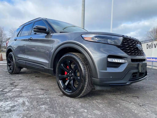 2022 Ford Explorer ST 4WD photo