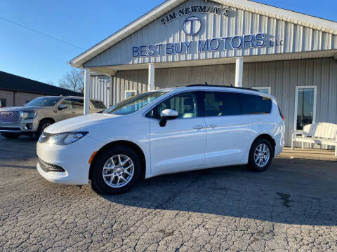 2021 Chrysler Voyager LXI FWD photo