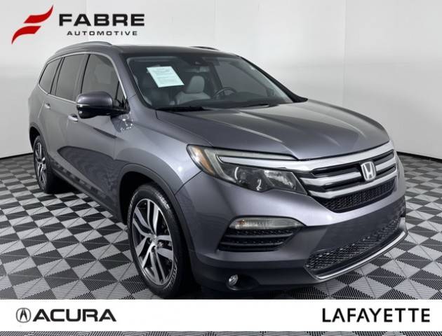 2016 Honda Pilot Touring FWD photo