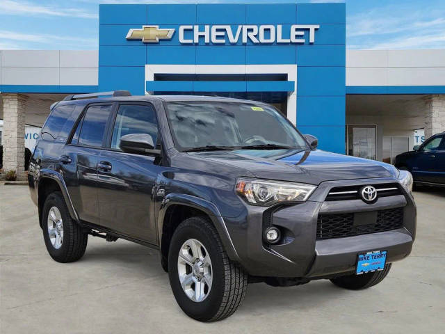 2023 Toyota 4Runner SR5 RWD photo