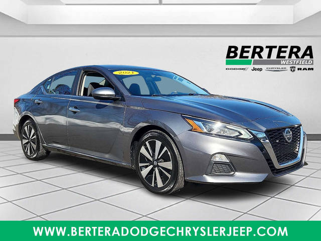 2021 Nissan Altima 2.5 SV FWD photo