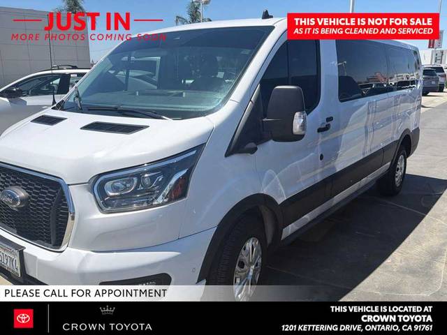 2023 Ford Transit Passenger Wagon XLT RWD photo