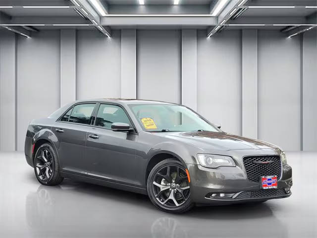 2023 Chrysler 300 300S RWD photo