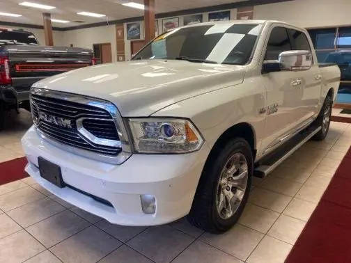 2017 Ram 1500 Limited 4WD photo