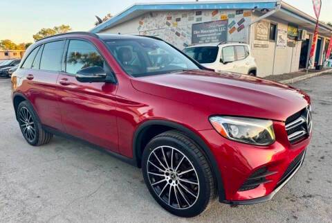 2018 Mercedes-Benz GLC-Class GLC 300 RWD photo