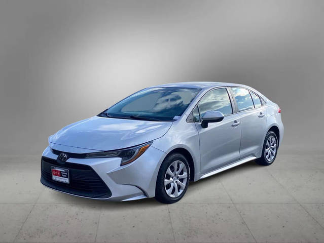 2023 Toyota Corolla LE FWD photo