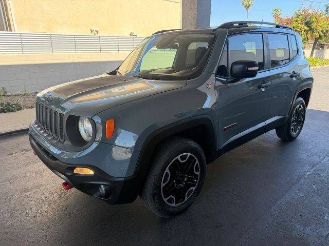 2015 Jeep Renegade Trailhawk 4WD photo