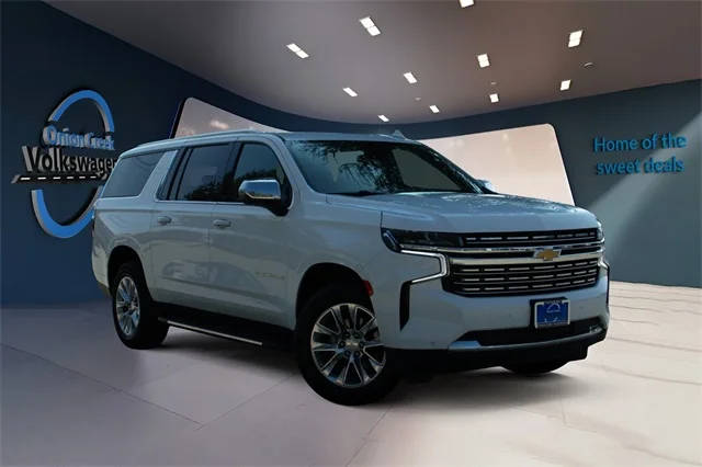 2023 Chevrolet Suburban Premier RWD photo