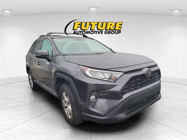 2019 Toyota RAV4 XLE AWD photo