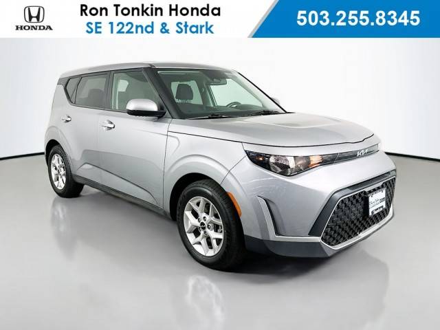2023 Kia Soul LX FWD photo