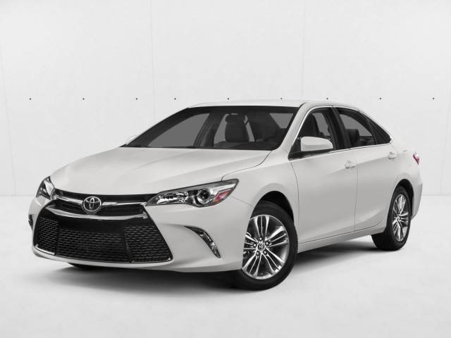 2015 Toyota Camry LE FWD photo