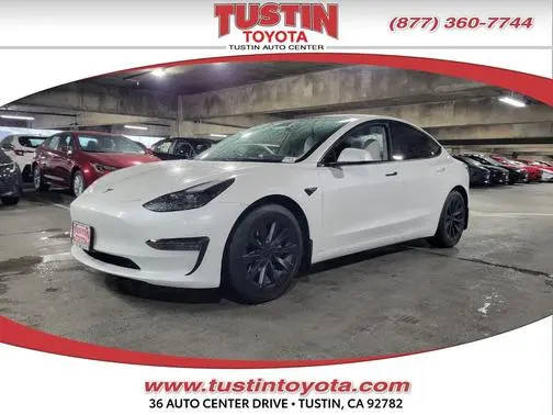 2022 Tesla Model 3 Long Range AWD photo