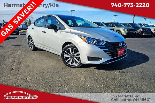 2023 Nissan Versa S FWD photo