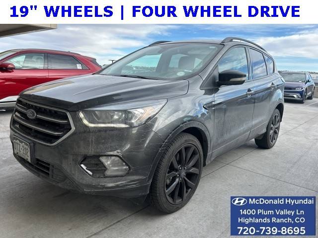 2017 Ford Escape Titanium 4WD photo