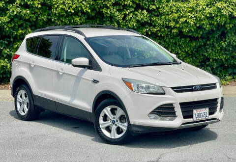 2015 Ford Escape SE FWD photo
