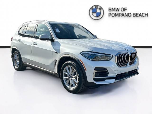 2023 BMW X5 xDrive45e AWD photo
