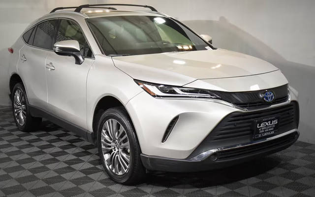 2022 Toyota Venza LE AWD photo