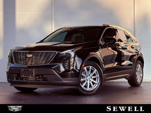 2023 Cadillac XT4 FWD Luxury FWD photo