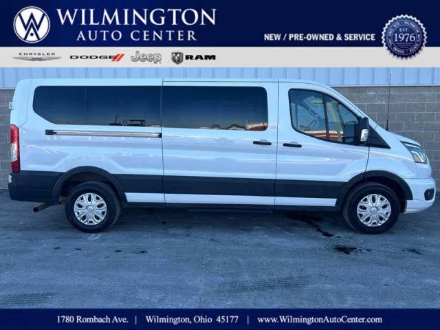 2023 Ford Transit Passenger Wagon XL RWD photo