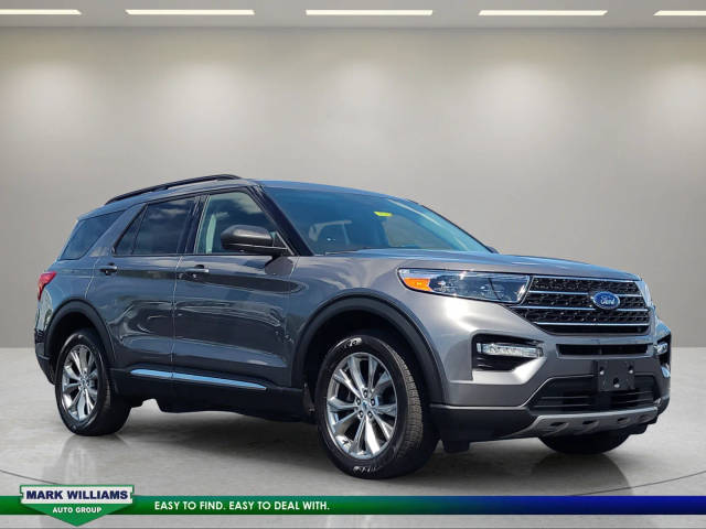 2022 Ford Explorer XLT 4WD photo