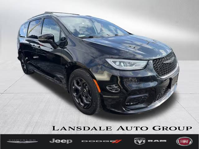 2022 Chrysler Pacifica Minivan Hybrid Touring L FWD photo