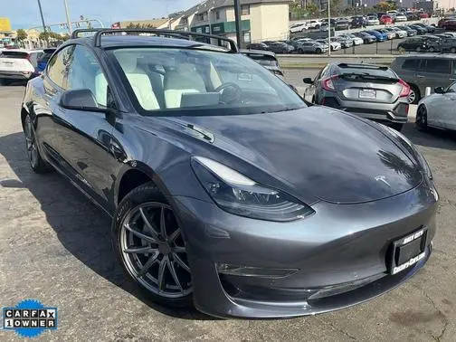 2022 Tesla Model 3 Long Range AWD photo