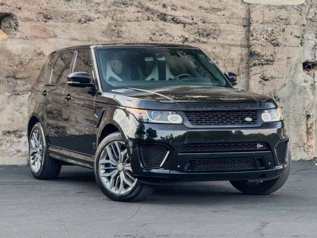 2015 Land Rover Range Rover Sport SVR 4WD photo