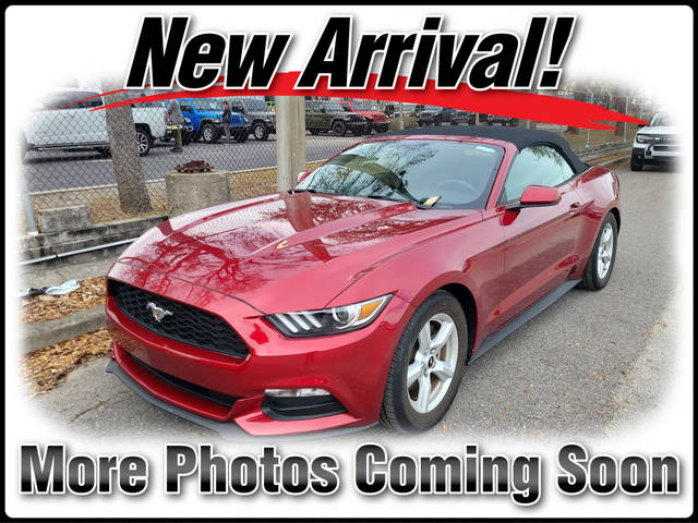 2015 Ford Mustang V6 RWD photo