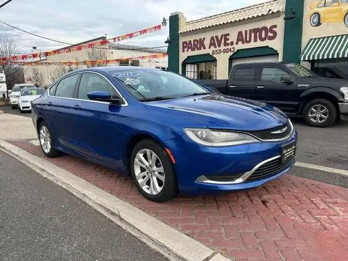 2015 Chrysler 200 Limited FWD photo
