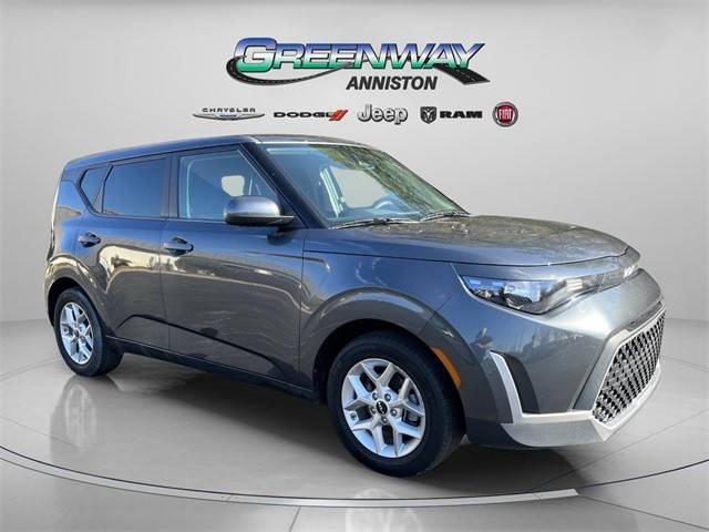 2023 Kia Soul LX FWD photo