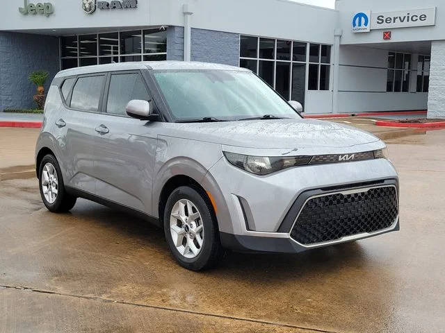 2023 Kia Soul LX FWD photo