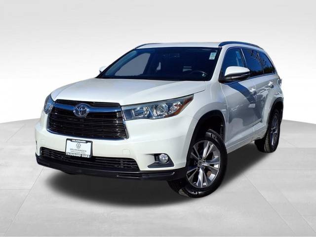 2015 Toyota Highlander XLE FWD photo