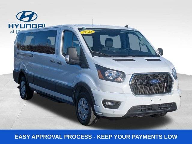 2023 Ford Transit Passenger Wagon XLT RWD photo