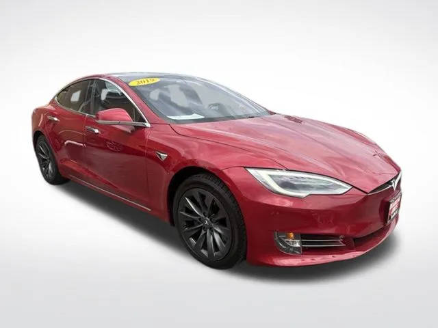 2020 Tesla Model S Long Range AWD photo