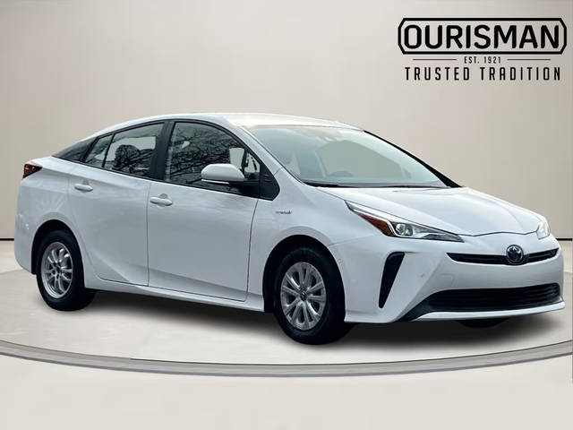 2022 Toyota Prius LE FWD photo