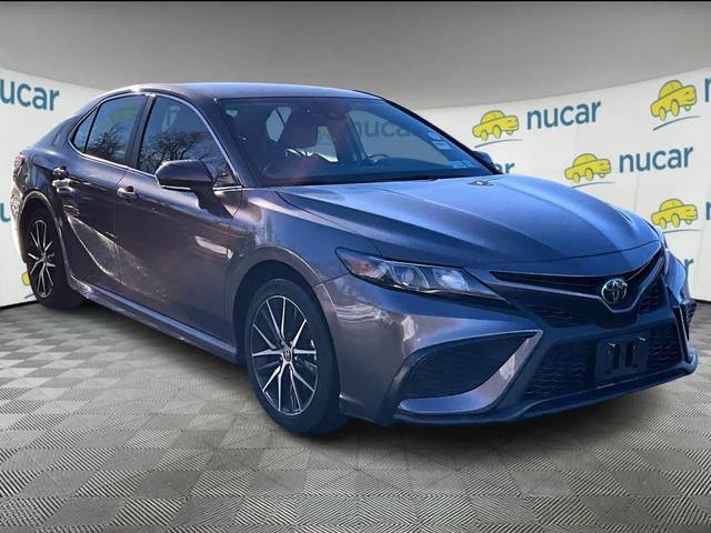 2023 Toyota Camry SE FWD photo