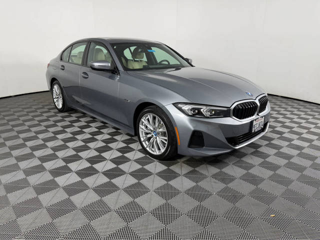 2023 BMW 3 Series 330e RWD photo