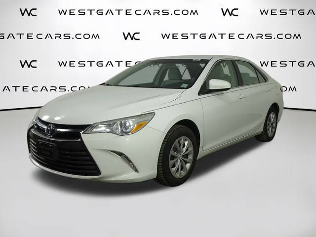 2017 Toyota Camry LE FWD photo