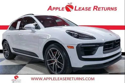 2023 Porsche Macan S AWD photo