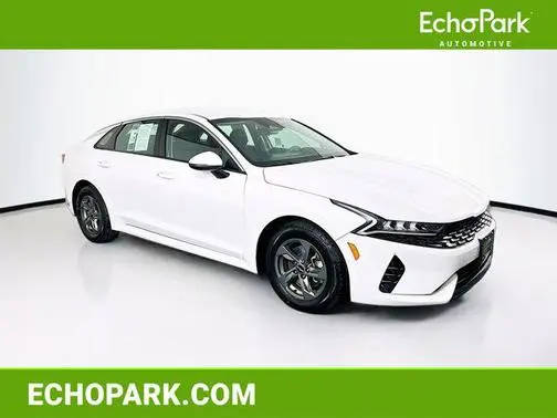 2023 Kia K5 LXS FWD photo