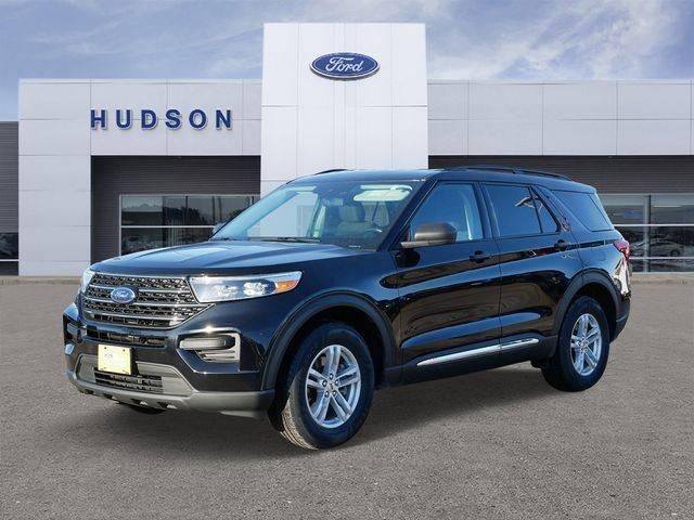 2022 Ford Explorer XLT 4WD photo