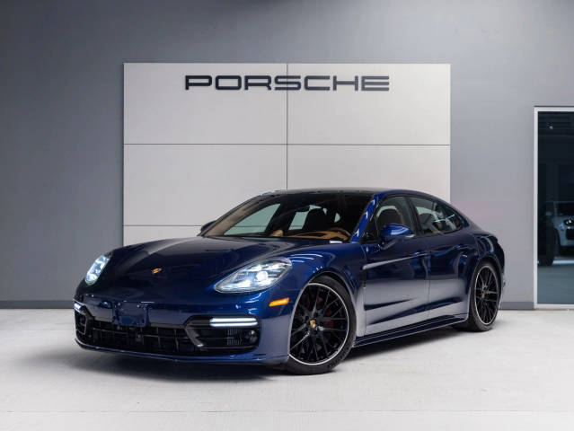 2022 Porsche Panamera Turbo S AWD photo