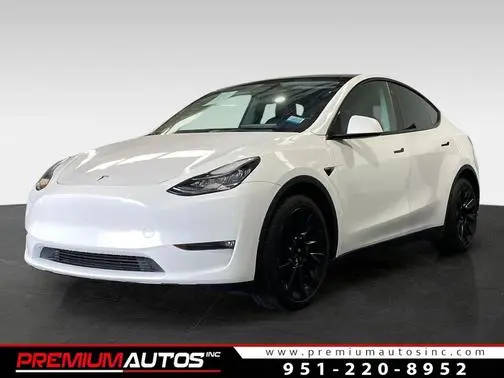 2022 Tesla Model Y Long Range AWD photo